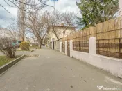 Piata Muncii - Decebal, casa 87 mp totali, 179 mp curte l... 
