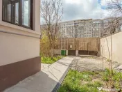 Piata Muncii - Decebal, casa 87 mp totali, 179 mp curte l... 