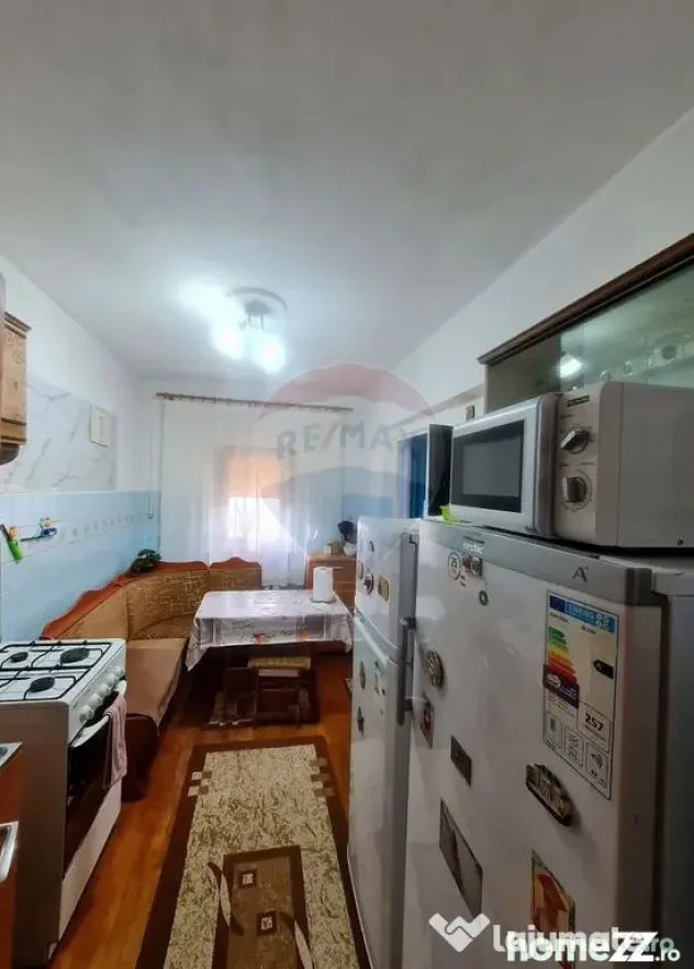 Apartament cu 2 camere de vânzare pe strada Pictor Grigo...