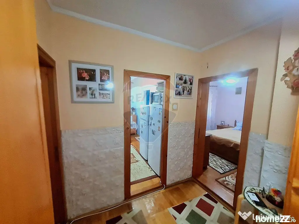 Apartament cu 2 camere de vânzare pe strada Pictor Grigo...