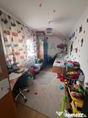 Casă 3 camere str Contemporanului 