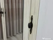 Dulap cu 4 uși și 2 sertare 