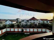 DE INCHIRIAT: Apartament cu 2 camere-strada Victoriei 