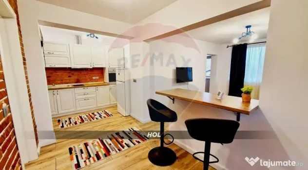 DE INCHIRIAT: Apartament cu 2 camere-strada Victoriei