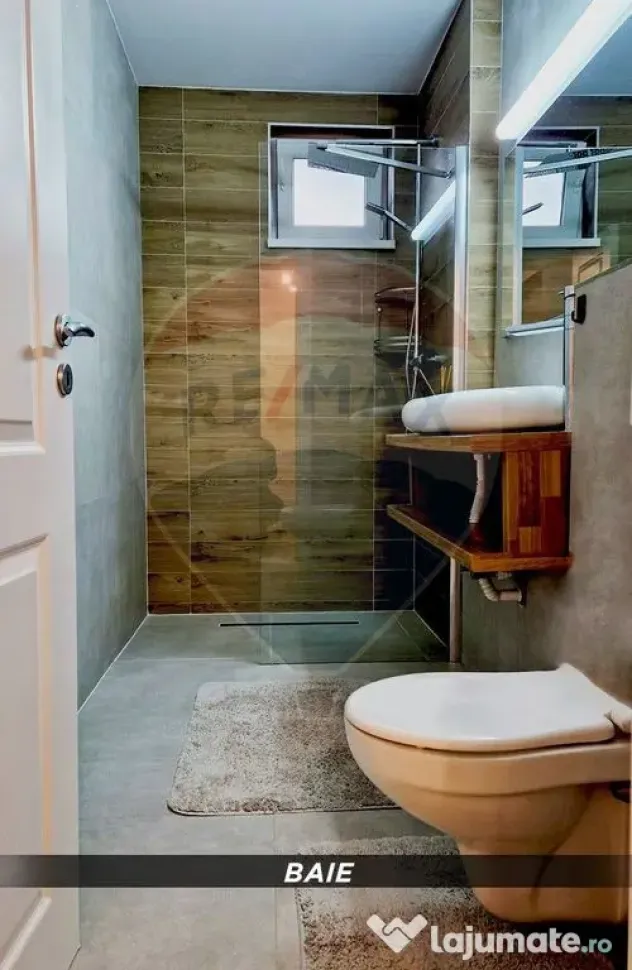 DE INCHIRIAT: Apartament cu 2 camere-strada Victoriei