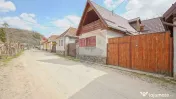 Casă autentică cu teren de 1310 mp, liniște și acces ... 