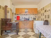 Casă autentică cu teren de 1310 mp, liniște și acces ... 