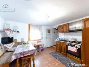 Casă cu 3 camere și teren de 572 m2, zona Gai, Arad 