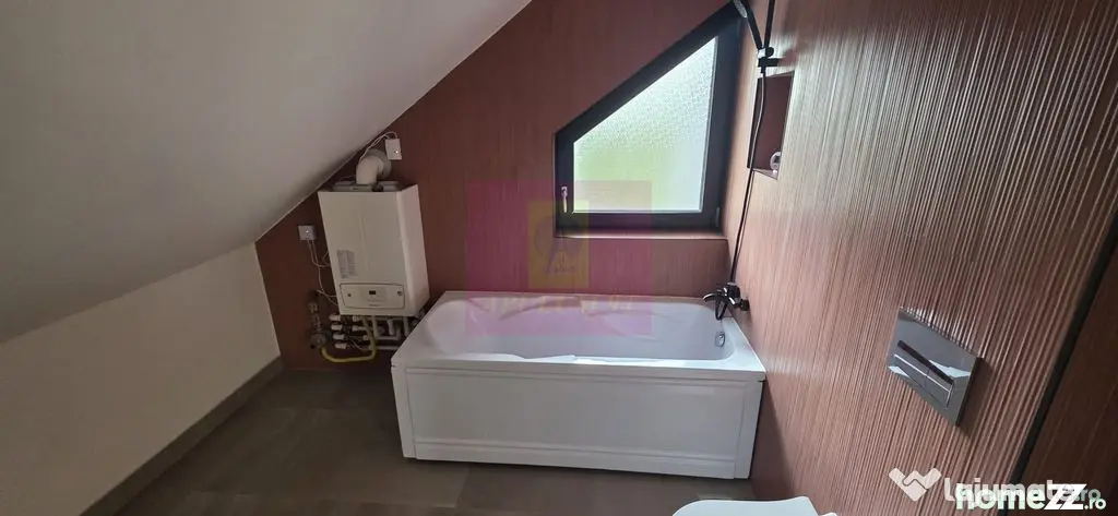Apartament cu 2 camere de vanzare in Busteni - Busteni (Prahova)