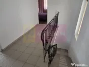 Vila de vânzare cu 8 camere și garj in Busteni 