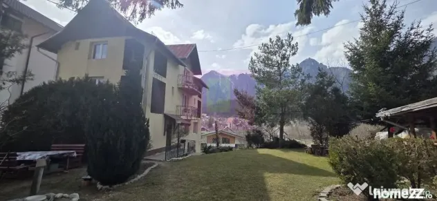 Vila de vânzare cu 8 camere și garaj in Busteni - Busteni (Prahova)