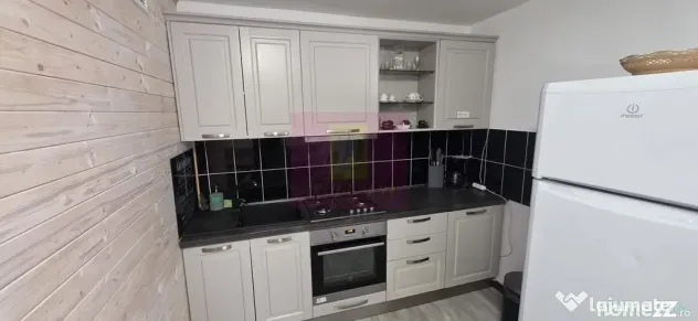 Vila de vânzare cu 8 camere și garaj in Busteni - Busteni (Prahova)