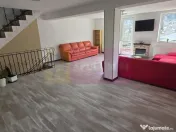 Vila de vânzare cu 8 camere și garj in Busteni 