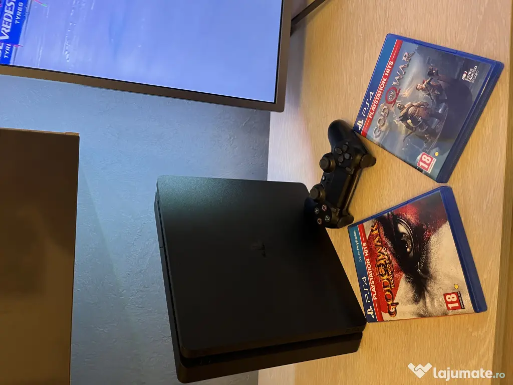 PS4 slim + jocuri God of War