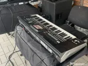 Vând Korg pa3x 256mb 