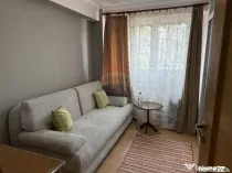 Apartament cu 3 camere de vânzare în Centrul orașului ...