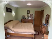 Apartament cu 3 camere de vânzare în Centrul orașului ... 