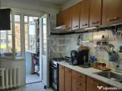 3 camere, 4/4, bloc 1981, anvelopat-Gorjului 