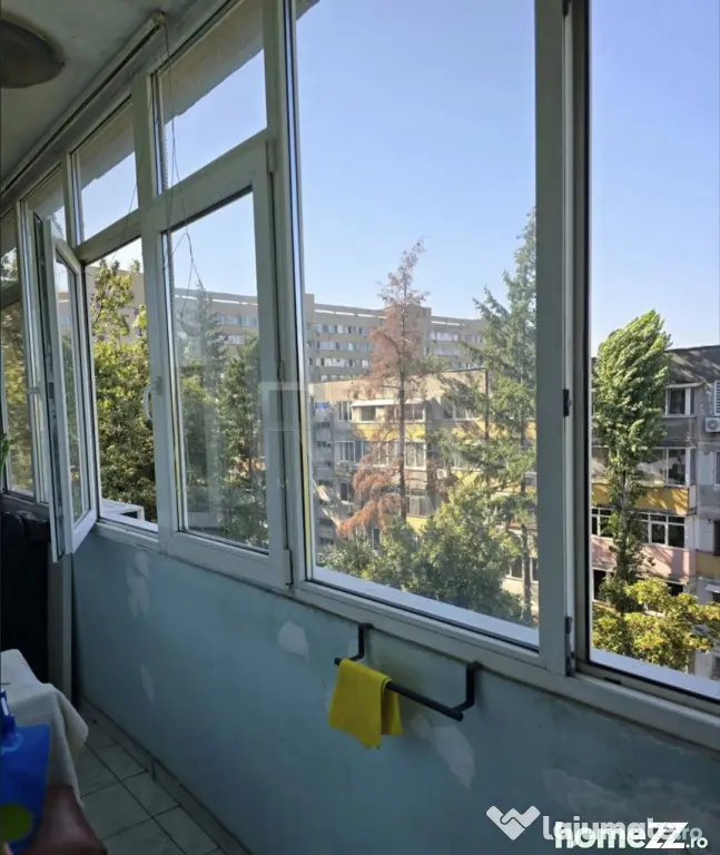 3 camere, decomandat, bloc 1981, anvelopat-Gorjului - Bucuresti (Bucuresti-Ilfov)