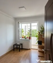 3 camere, decomandat, bloc 1981, anvelopat-Gorjului