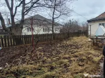 Casa batraneasca cu teren intravilan  1700mp Dolhestii Mari ,Suceava