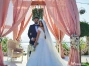 Vand rochie de mireasa  Pronovias model Farrah, material Mikado, marimea S (36) 