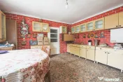 Proprietate cu vad excelent, lângă Spitalul Județean A...