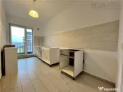 Apartament 2 Camere Nemobilat cu Parcare Subterana - Coresi 