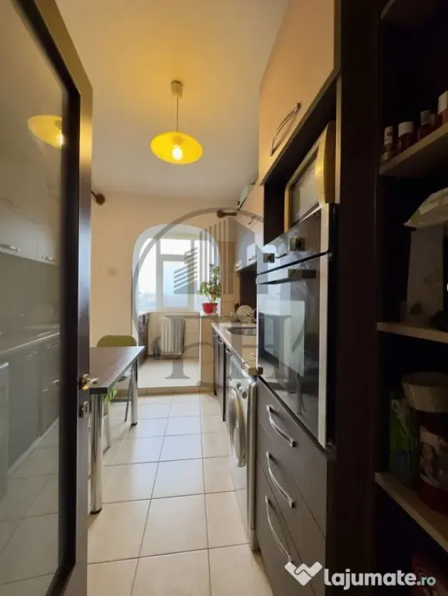 Apartament 2 camere de vanzare Constanta, Zona Tomis Nord