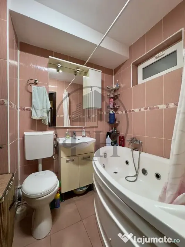Apartament 2 camere de vanzare Constanta, Zona Tomis Nord