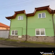Casa potential:locuire multifamiliala,activitati comerciale,