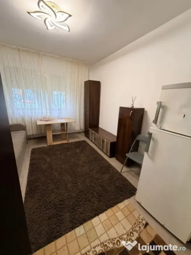 Garsoniera de inchiriat in zona Abator