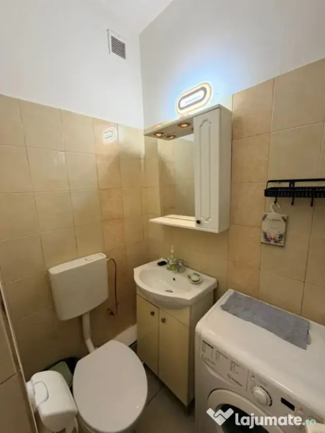Garsoniera de inchiriat in zona Abator