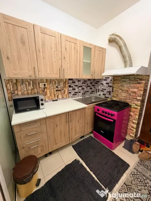 Garsoniera de inchiriat in zona Abator