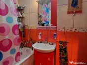 Titan Metrou M1-statia Titan si parc IOR, Bebe Tei 