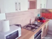 De inchiriat - apartament cu 3 camere în zona Gara - Cen... 