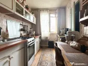 Apartamentul care te așteaptă să-l transformi în casa ta 