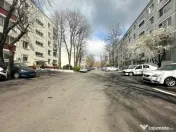 Apartamentul care te așteaptă să-l transformi în casa ta 