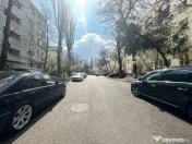 Apartamentul care te așteaptă să-l transformi în casa ta 