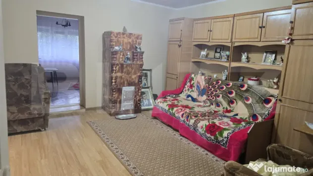 Casa 3 camere 133 mp; Teren - 1432 mp. Livada