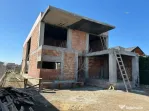 Casa la rosu. Strejnicu. 6 camere