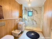 Casa 9 camere - Comuna Berceni 