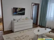 Inel 2, de inchiriat 3 camere, etaj 1, mobilat, gaze 