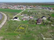 Teren intravilan 700mp in zona de Nord de 