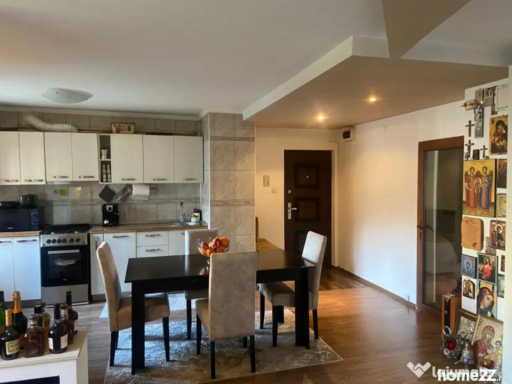 Apartament 4 camere, decomandat, parter, 87.45 mp, zona 1 Ma