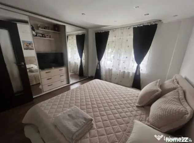 Apartament 4 camere, decomandat, parter, 87.45 mp, zona 1 Ma