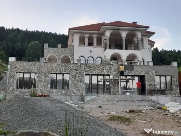 Piatra naturală de munte