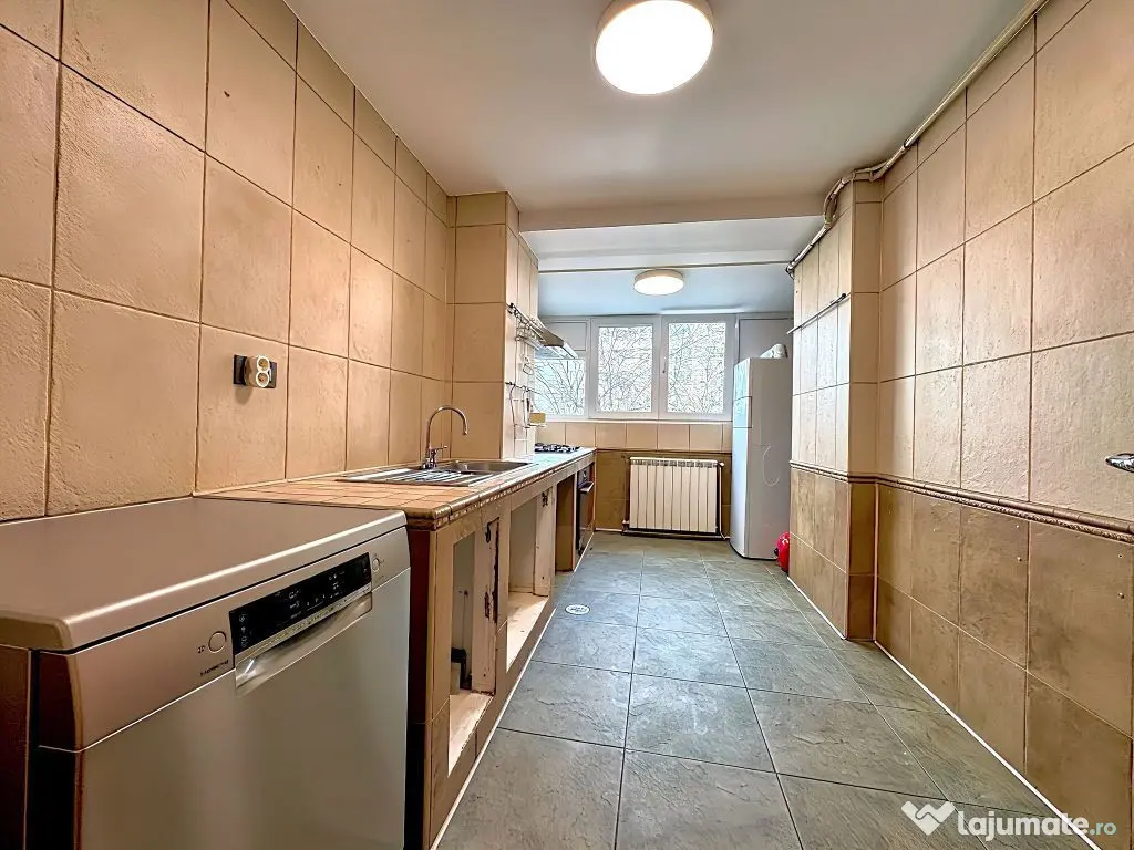 Decebal | 3 camere 97 mp utili | Centrală proprie | Etaj...