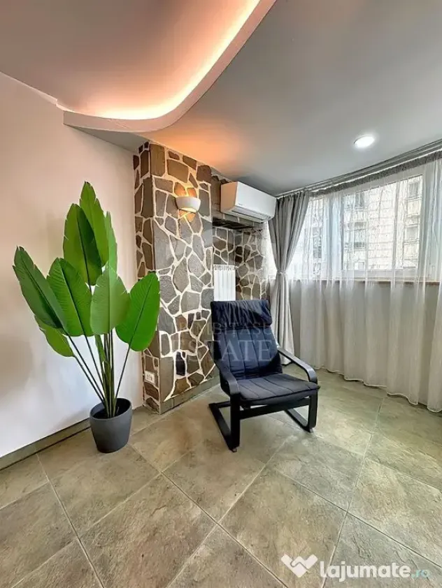 Decebal | 3 camere 97 mp utili | Centrală proprie | Etaj...