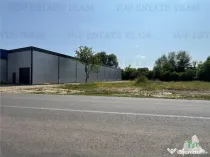 Spatiu comercial stradal, cu toate utilitatile stradal, la 1